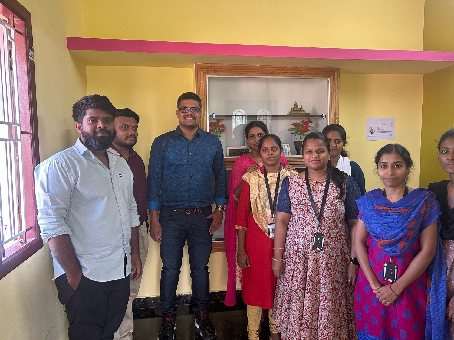 A Memorable Moment: Hosting a Distinguished Australian Customer at Our Office